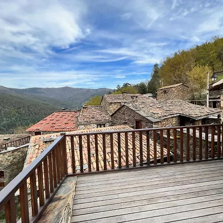Casas Do Talasnal Lousa (Central Portugal)