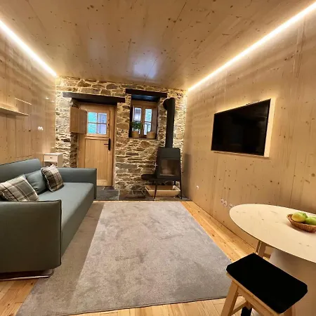 Casas Do Talasnal *