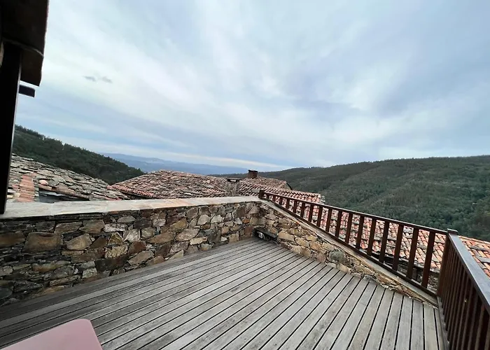 Semesterbostad Casas Do Talasnal Lousã